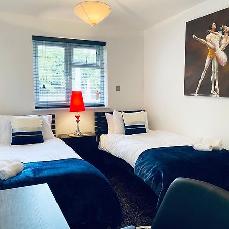 5 Bedroom Bungalow Ascot Racecourse Bagian luar foto