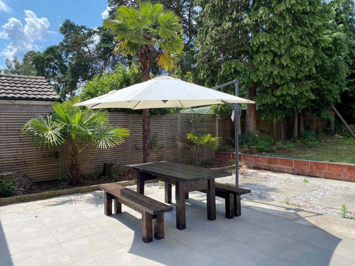 5 Bedroom Bungalow Ascot Racecourse Bagian luar foto