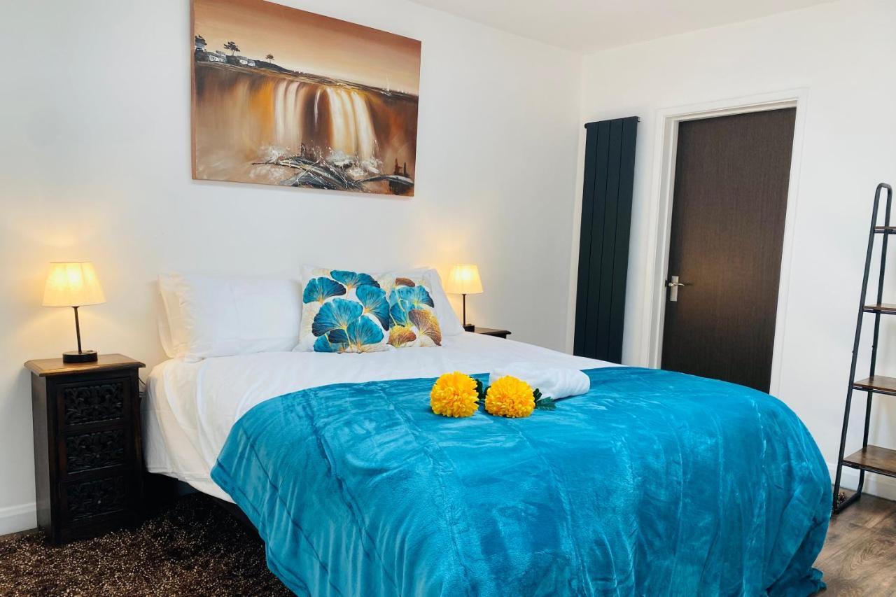 5 Bedroom Bungalow Ascot Racecourse Bagian luar foto